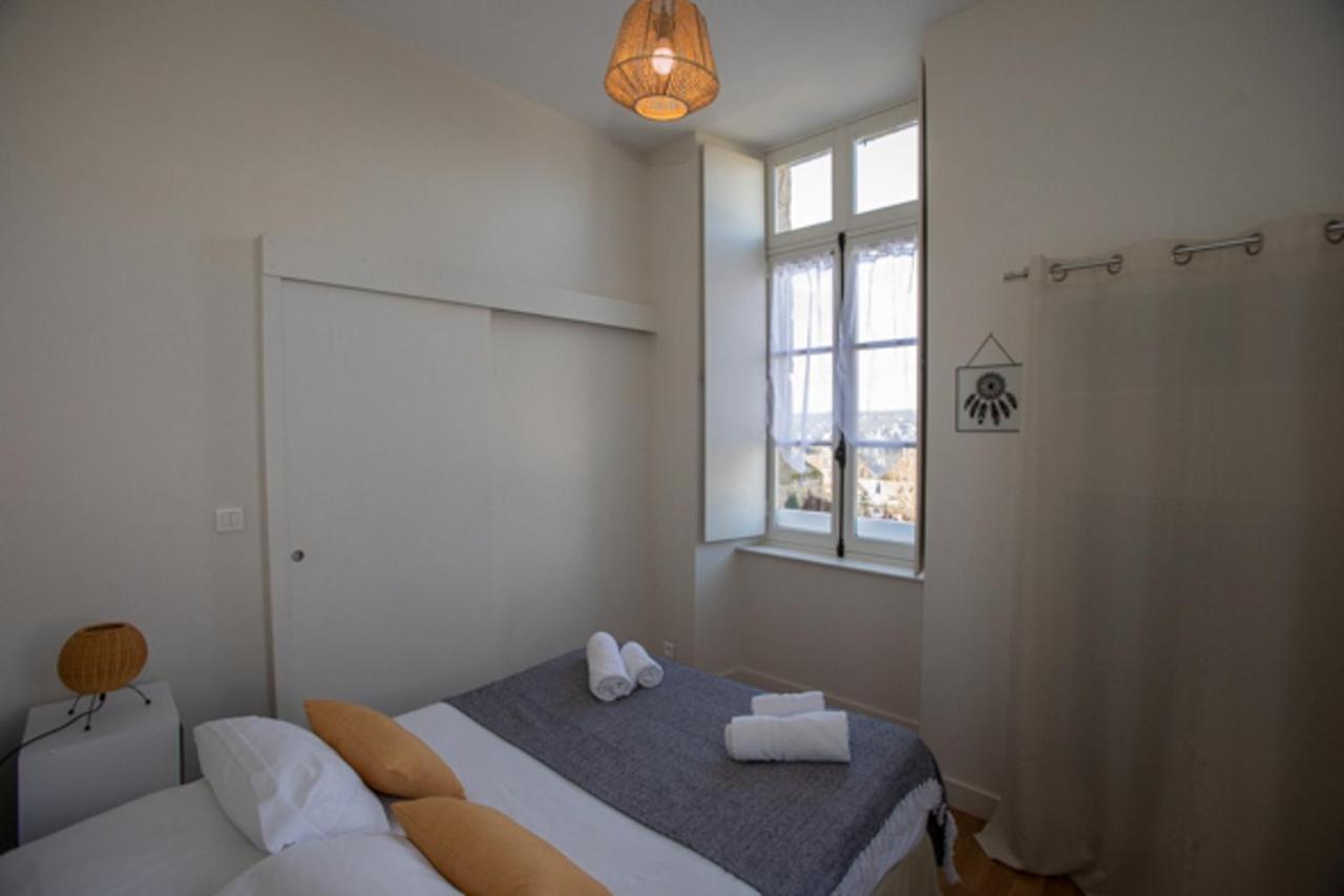 Val Cocherel - Hotel Le Challonge Dinan Eksteriør bilde